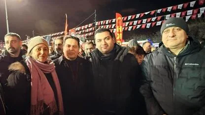 CHP Darıca, Beşiktaş’taki “Millet İradesine Sahip Çıkıyor” mitingine katıldı