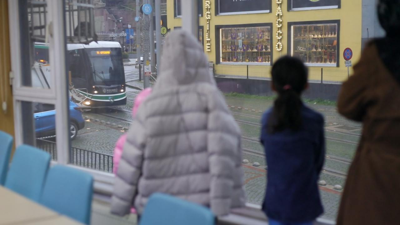 Evsiz aileye Büyükşehir’den sıcak yuva