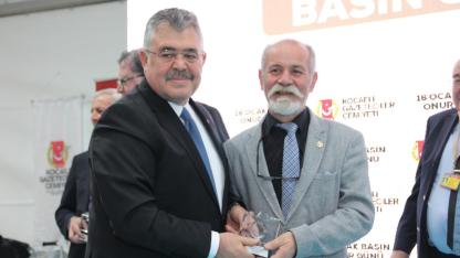 Gazetemiz Genel Yayın Yönetmeni Erol Polat’a Basın Onur Ödülü