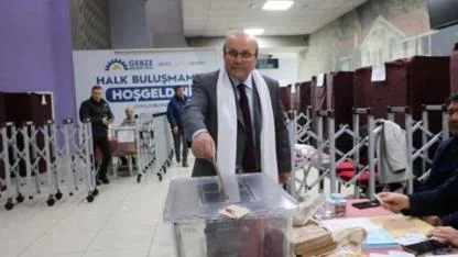 Gebze Şoförler ve Otomobilciler Esnaf Odası Başkanı Necati Kaya güven tazeledi