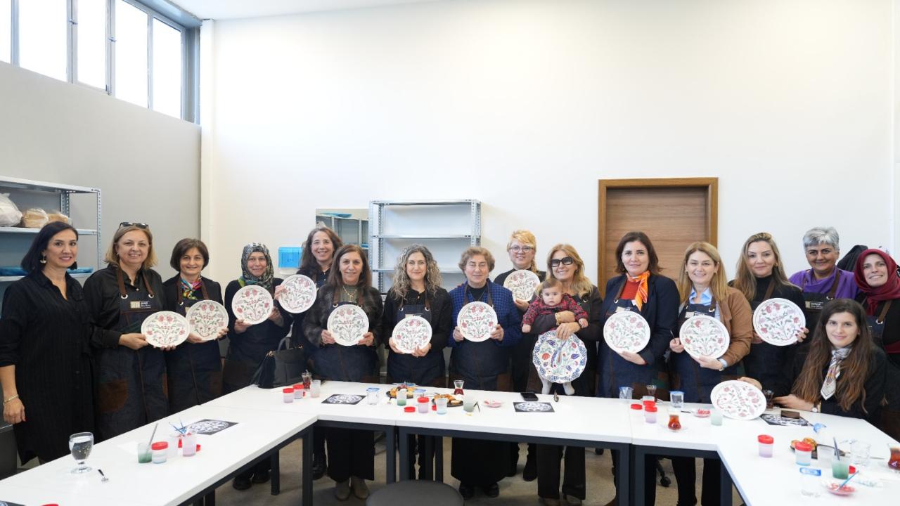 Ortak kültürel hafızaya, protokol eşlerinden ve akademisyenlerden anlamlı katkı