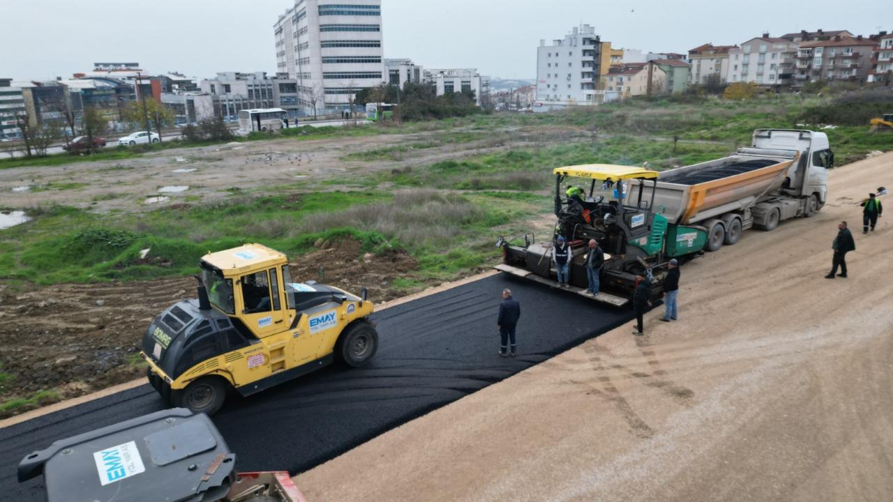 Osmanyılmaz Mezarlığı Yanına 45 Araçlık Otopark