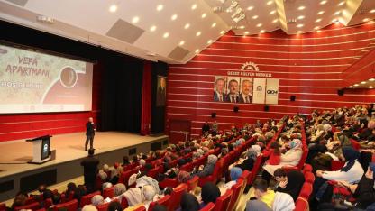 Sadık Yalsızuçanlar, Gebze Okur’da Okurlarıyla Buluştu
