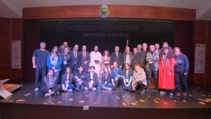 Şehir Tiyatroları’na İnegöl’de alkış yağmuru