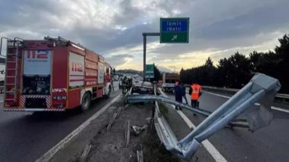 TEM’de bariyere çarpan otomobilin sürücüsü yaralandı