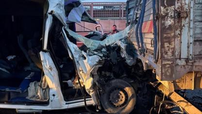 Trafik kazasında yaralanan fabrika işçisi kurtarılamadı