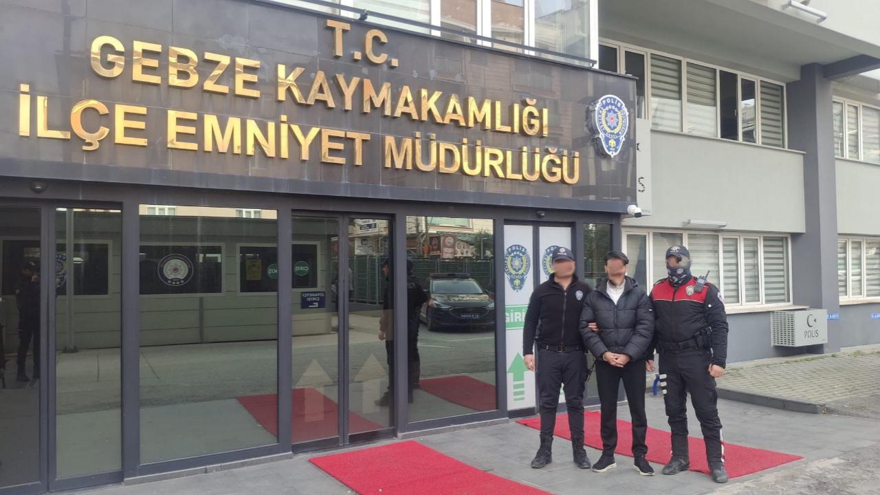 34 yıl, 2 ay hapis, 74 bin 580 TL. adli para cezası bulunan şahıs yakalandı