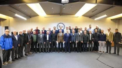 AK Parti İl Başkanı Şahin Talus, eski ilçe başkanlarıyla bir araya geldi