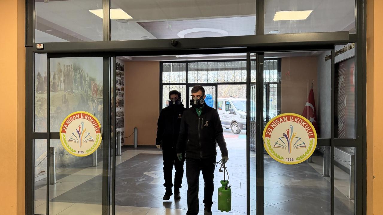 Büyükşehir, yarıyıl tatilinde 689 okulu ilaçladı