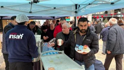Büyükşehir’den deprem şehitleri için çorba ikramı