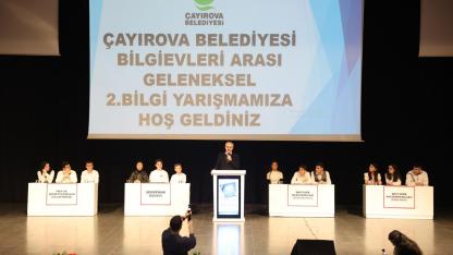 Çayırova’da bilgi evi öğrencileri, bilgilerini yarıştırdı