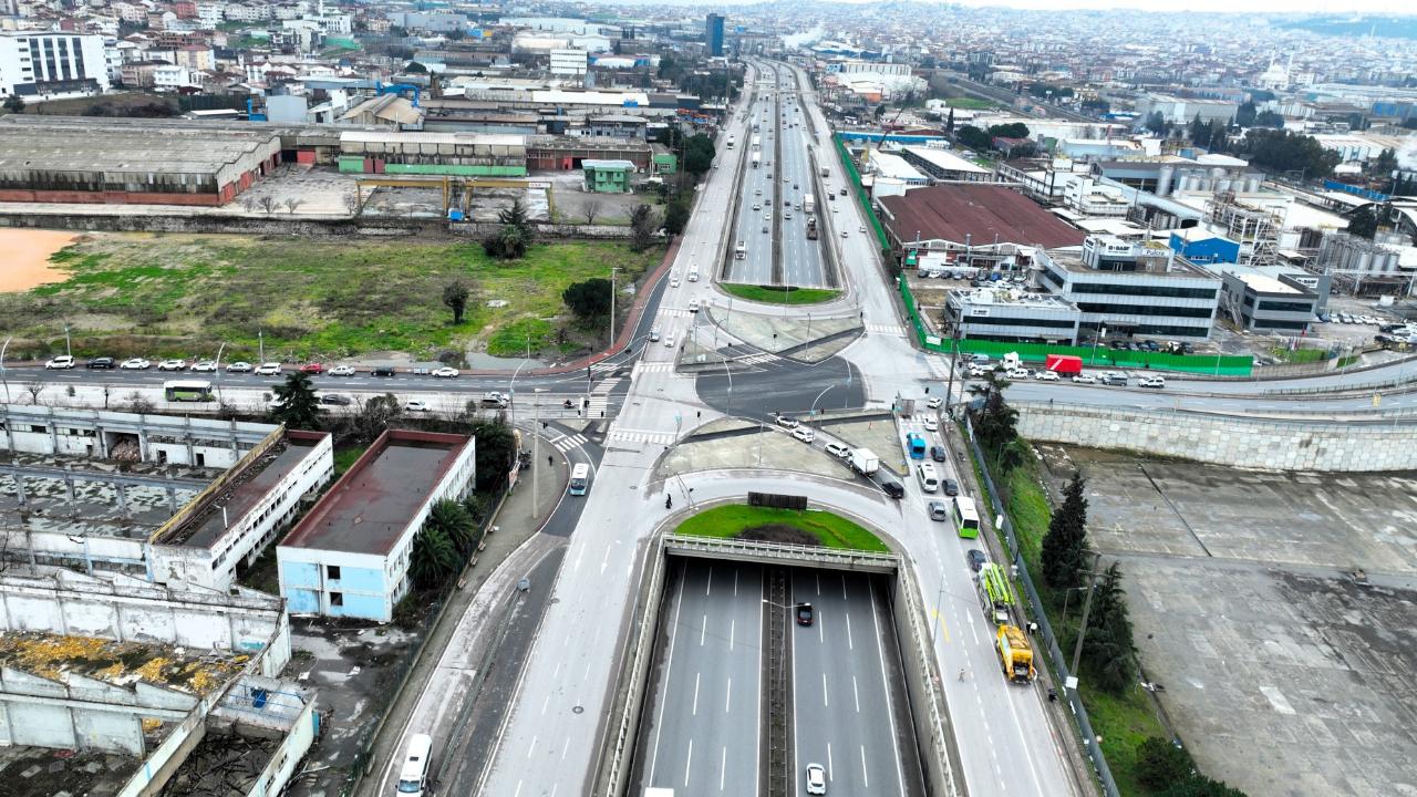 Feniş Kavşağı’nda trafik rahat ve akıcı