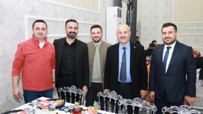 Gebze Belediyesi personeli, iftar programında bir araya geldi