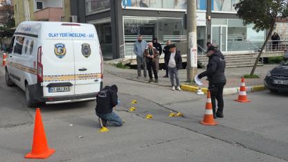 Gebze'de diş polikliniğini kurşun yağmuruna tuttu !