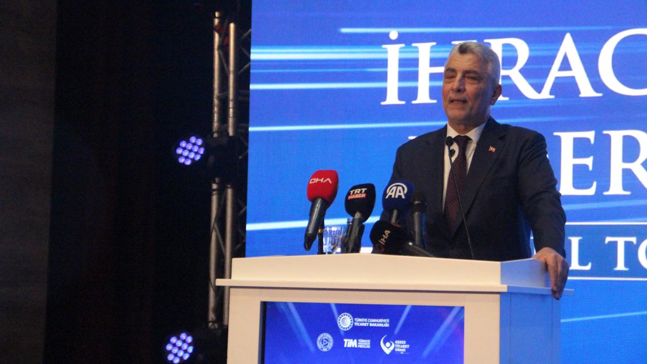 Gebze'de konuşan Bakan Bolat: 1.6 trilyon dolarlık bir ekonomiye doğru yükseleceğiz.