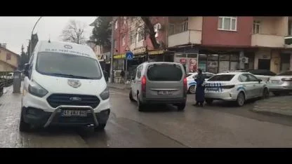 Karısını öldürdükten sonra aynı tabancayla intihar etmeye çalışmış