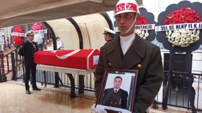 Kocaeli'de geçirdiği trafik kazasında hayatını kaybeden Astsubay toprağa verildi