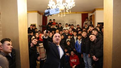 Üniversite yolculuğunda ilk destek Darıca Belediyesi’nden