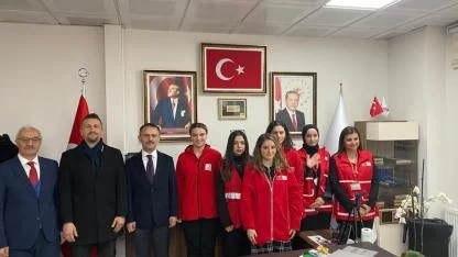 Vali Aktaş, Türk Kızılay Gebze Şubesini Ziyaret Etti