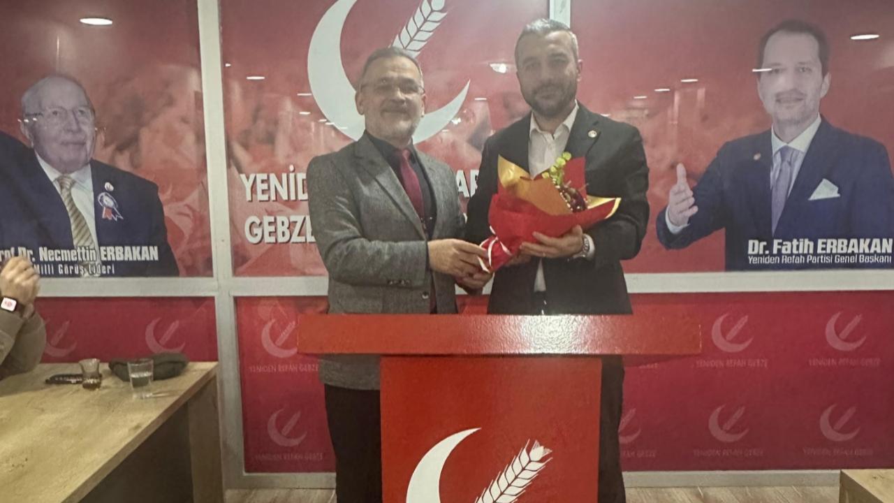 Yeniden Refah Gebze’de Bayrak Değişimi: Engin Kılıç Görevi Halil Bilikci’ye Devretti
