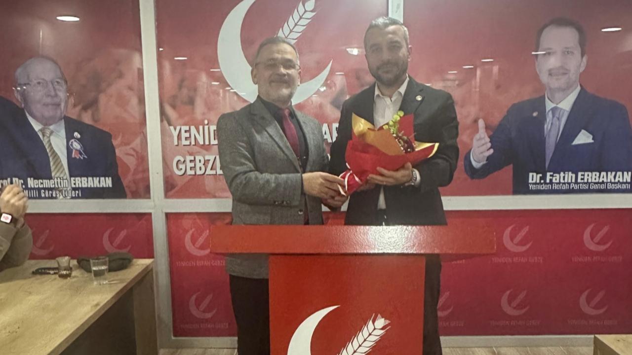 Yeniden Refah Gebze’de Bayrak Değişimi: Engin Kılıç Görevi Halil Bilikci’ye Devretti