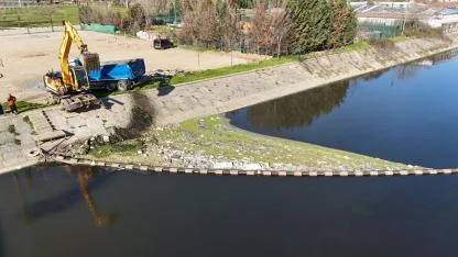 12 metreküp atık denize ulaşmadan toplandı