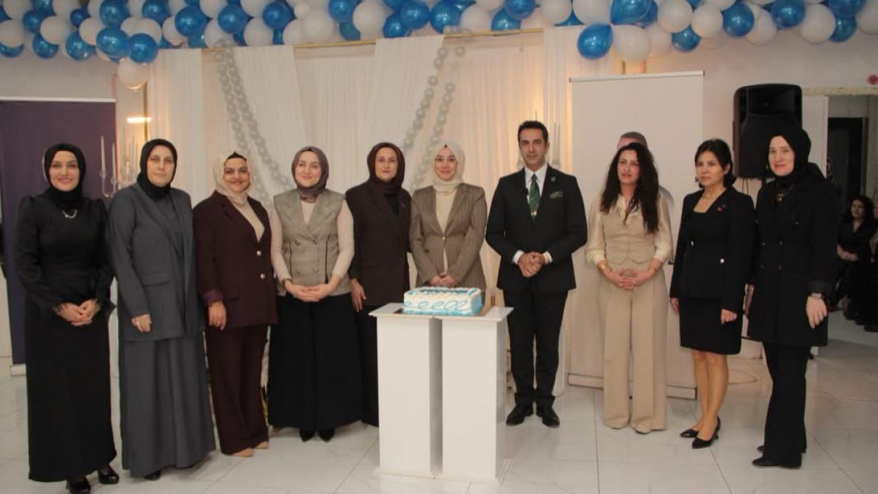 Başkan Bakar, kadınları unutmadı: 8 Mart’a özel program düzenlendi!