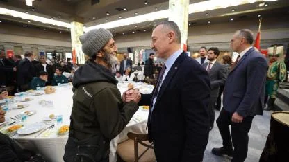 Başkan Büyükakın, Roman iftarına katıldı