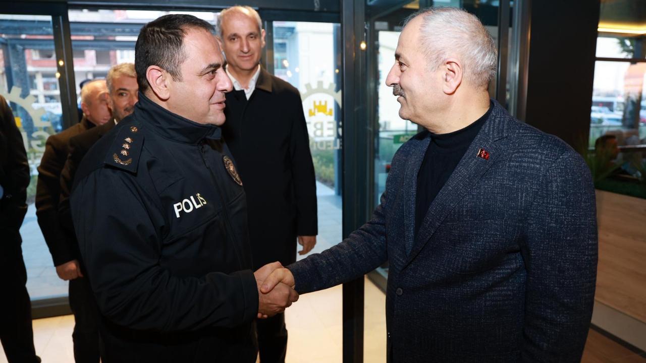 Başkan Büyükgöz, ilçe protokolünü iftarda ağırladı