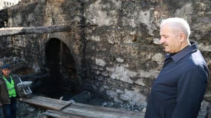 Gebze Belediyesi Tarihi Çarşı Hamamı'nda Restorasyon Çalışmalarını Başlattı