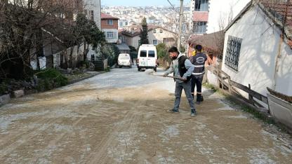Gebze’de parke ve bordür çalışmaları devam ediyor