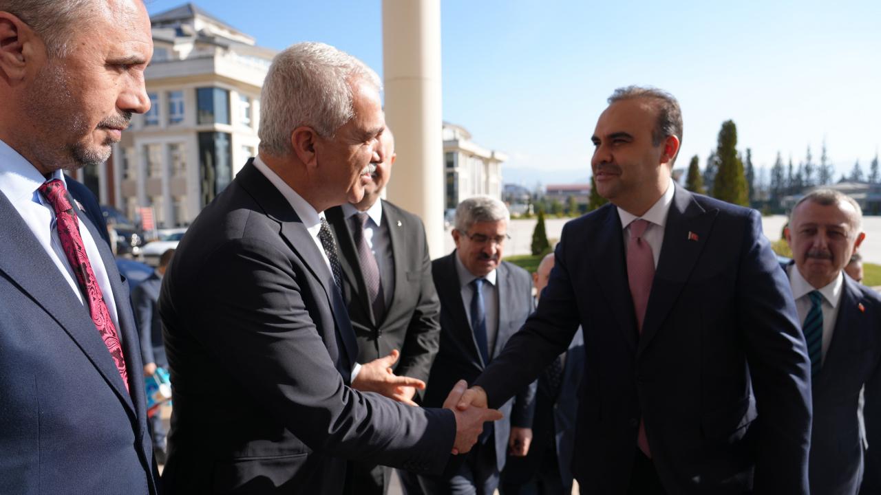 GTO Başkanı Aslantaş, Bakan Kacır’la gündemi değerlendirdi