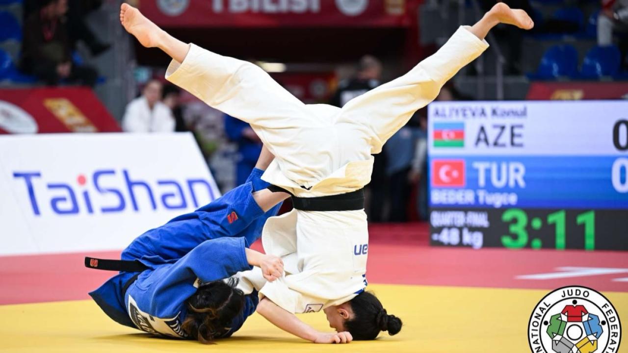 Kocaeli’nin altın kızı, Tuğçe Beder şampiyon!