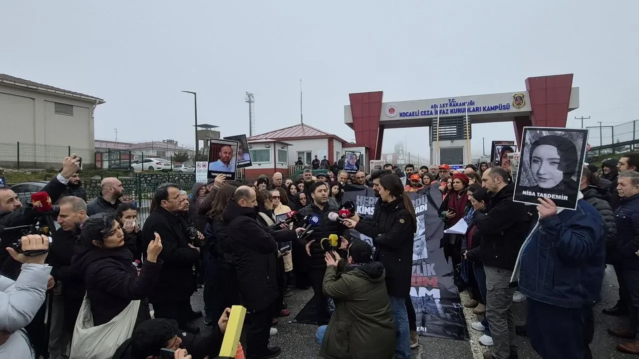 Tüm sorumlular yargılanana kadar mücadele edeceğiz