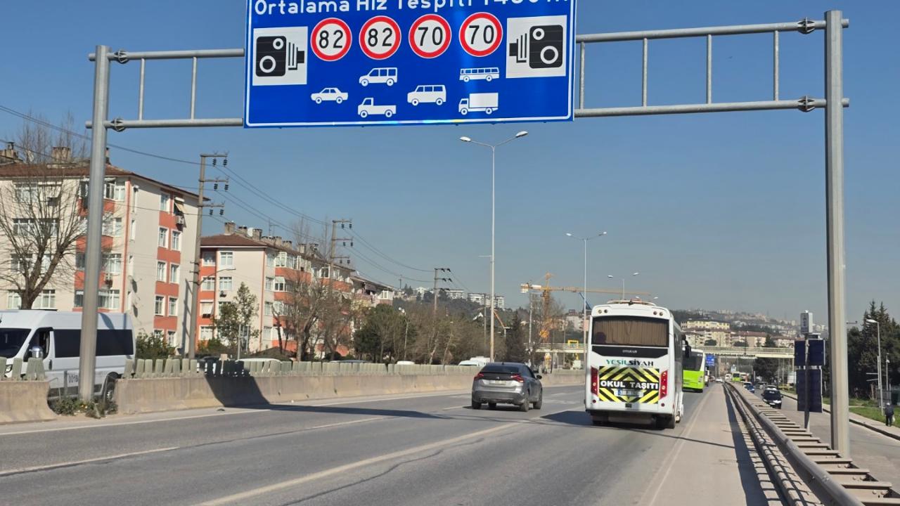 Yeni hız limitleri için yeni tabelalar