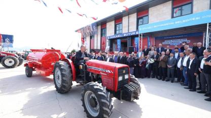 “Afetlere müdahale hızında örnek gösteriliyoruz”