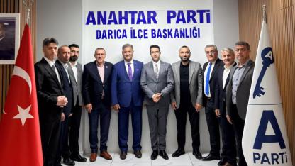 Başkan Bakar, Anahtar Parti'nin önemli isimlerini Darıca'da ağırladı