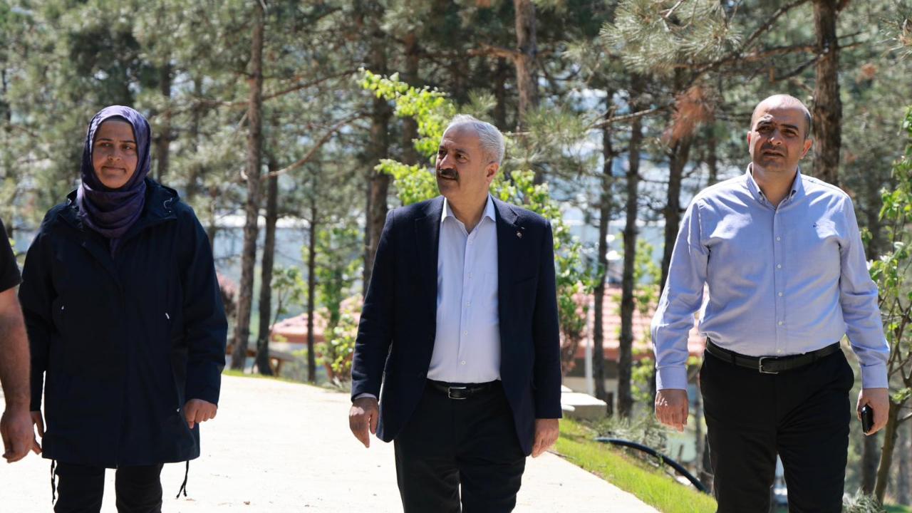 Başkan Büyükgöz Pelitli Bayraktepe Mesire Alanı’ndaki Çalışmaları Yerinde İnceledi