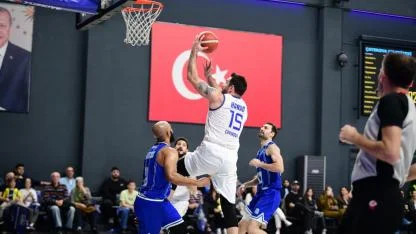 Çayırova Belediyesi, Kağıtspor’u mağlup etti