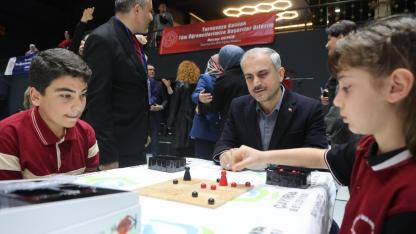 Çayırovalı öğrenciler, akıl ve zeka oyunlarında ter döküyor