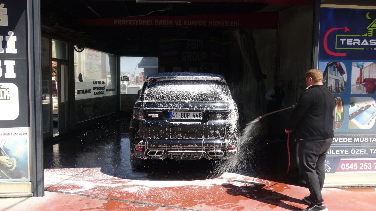 Darıca’da 17 yıldır otomotiv sektöründe hizmet veren FSM Oto, Teras Garden’le turizme de atıldı