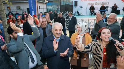 Gebze Belediyesi’nden Romanlar Günü Programı: Aynı Bağın Gülüyüz Biz