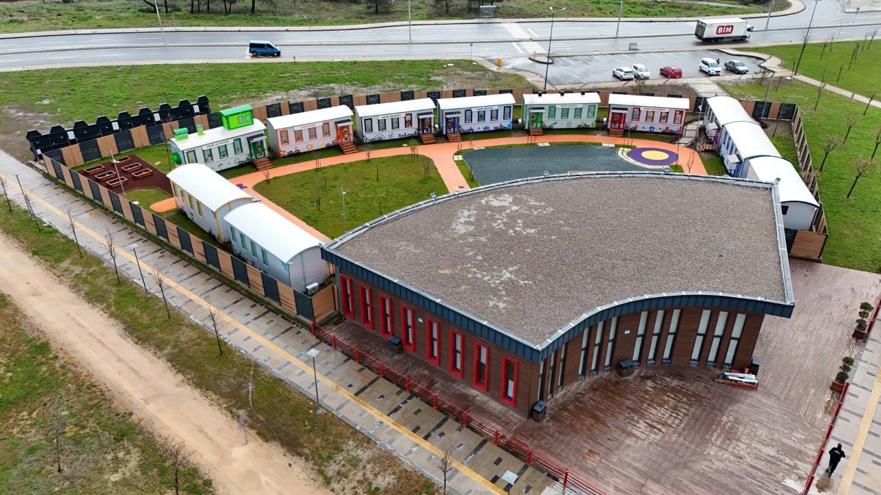 Gebze Lokomotif Çocuk Köyü hizmete giriyor