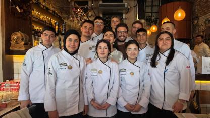 Genç şef adayları, işi ustasından öğrendi