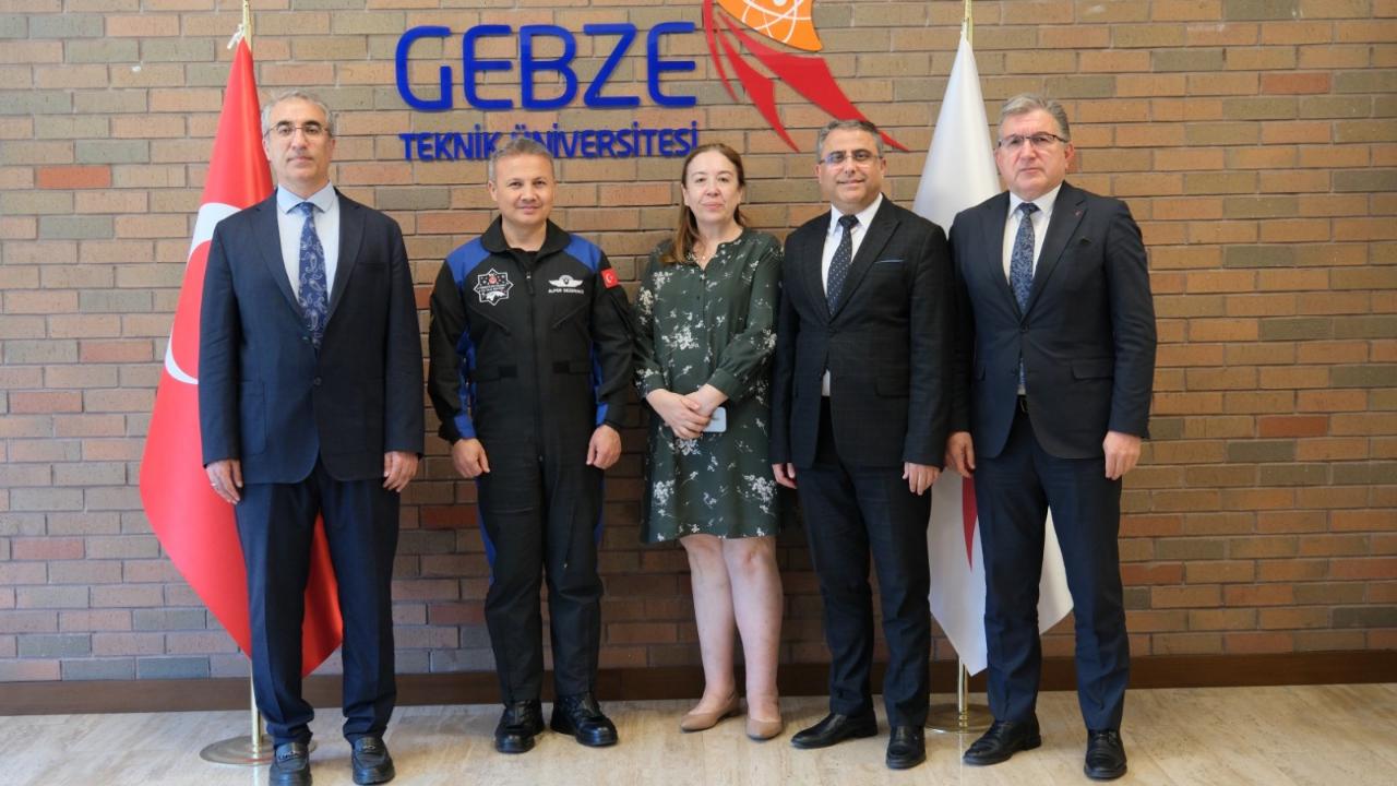 İlk Türk Astronot Alper Gezeravcı GTÜ’de