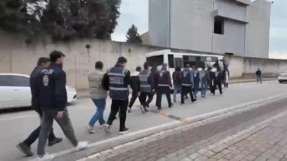 Kripto yatırım vadiyle milyonlarca TL vurgun yaptıkları tespit edilen 24 şüpheli gözaltına alındı