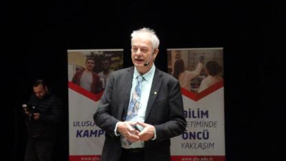 Nobel Ödüllü Prof. Meldal; Bilgi o kadar önemli değil, çünkü yapay zeka var