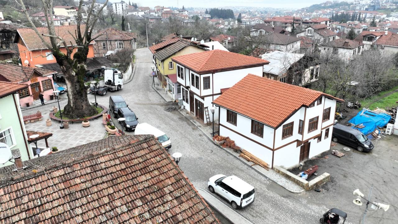 Saraylı’daki tarihi yapı Büyükşehir’le taçlanıyor