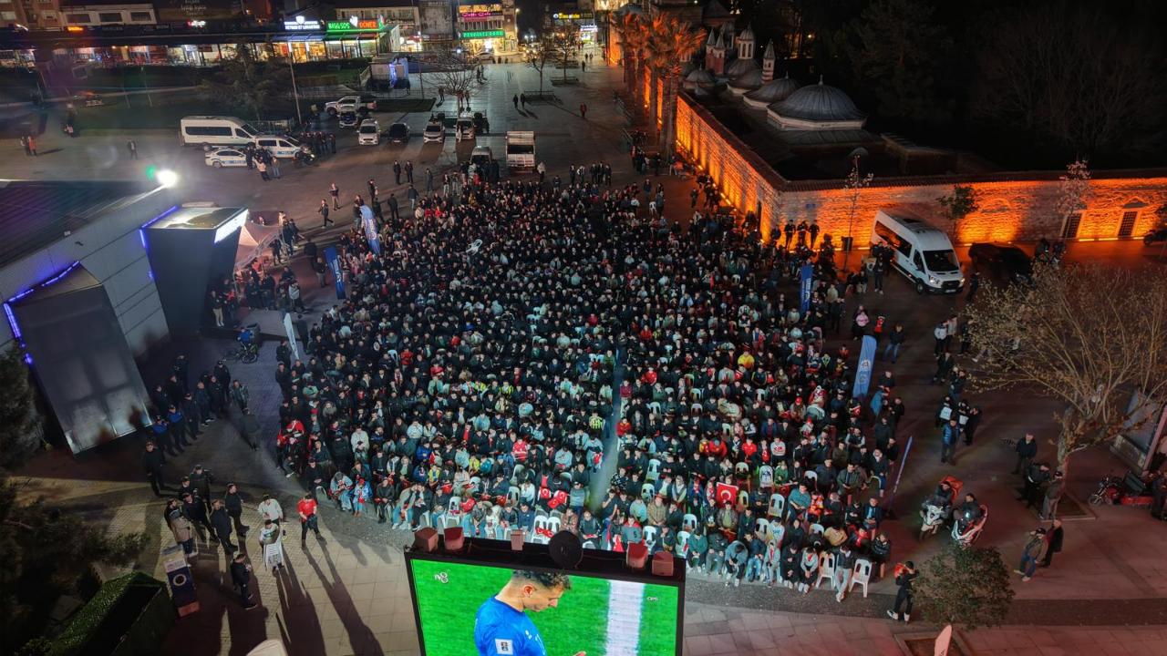Tarihi Zafer Gebze Kent Meydanı’nda Coşkuyla Kutlandı