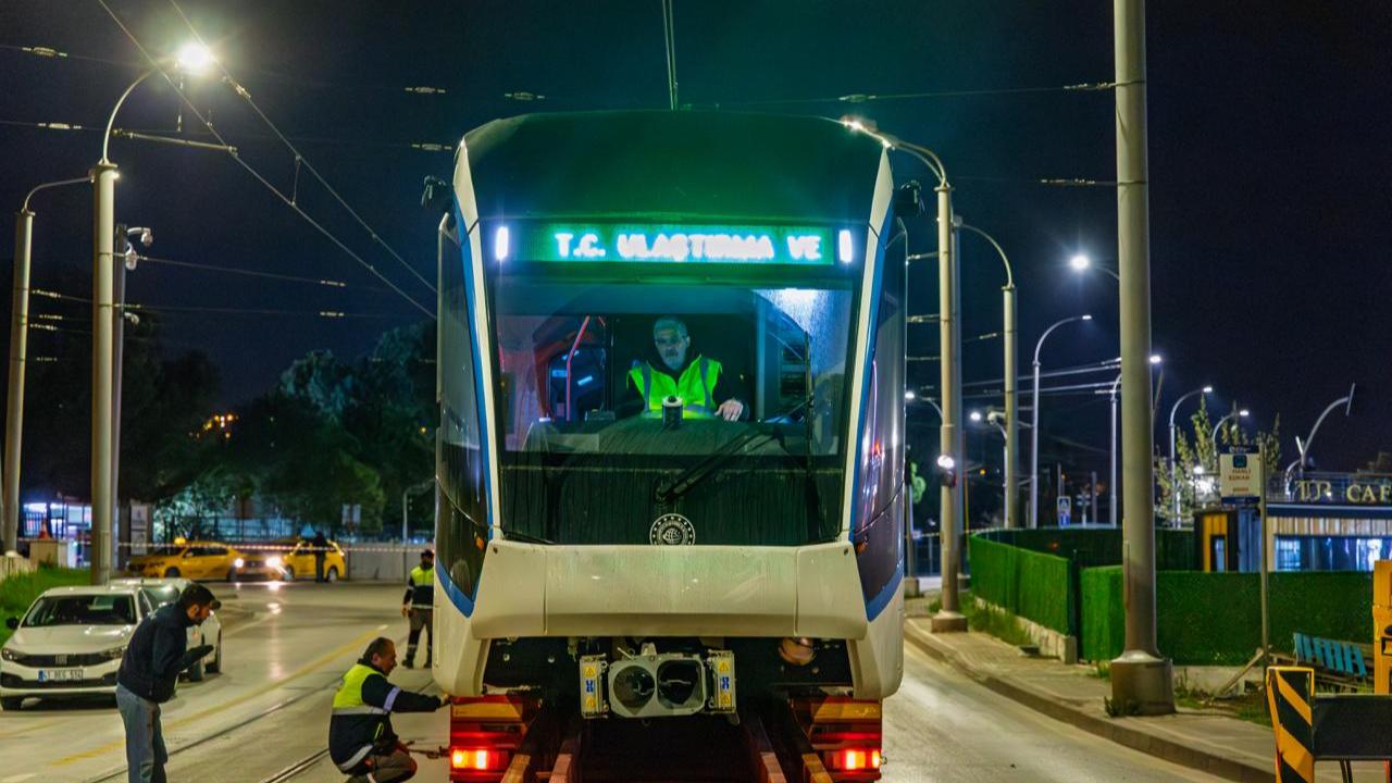 Tramvayların 5’i bir yerde, ulaşım hızlı ve güvende